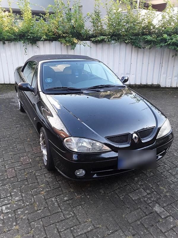Gebraucht Renault Mégane Cabriolet 95 PS (69 kW) 1999 Schwarz Cabrio