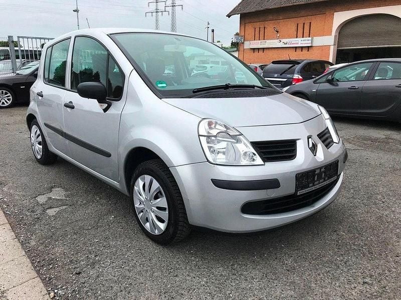 Grau Gebraucht 2006 Renault Modus Van / Kleinbus | 3.199 € (Fairer Preis) - Bild 1/4