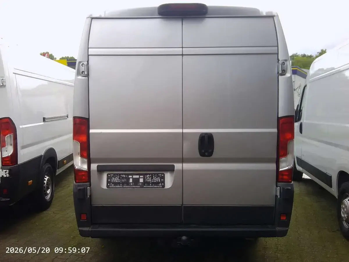 Gebraucht Citroën Jumper 131 PS (96 kW) 2016 Lackierung aluminiumgrau Van / Kleinbus
