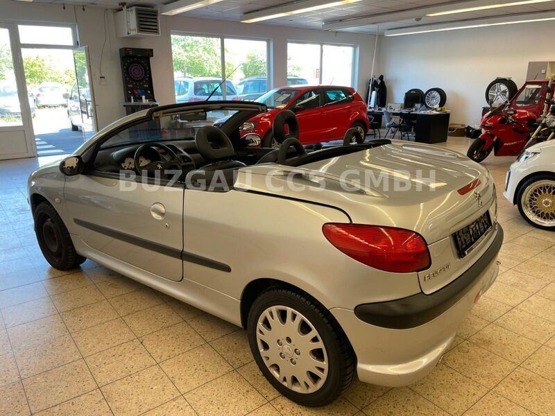 Gebraucht 2001 Peugeot 206 CC 2.0 Benzin 136 PS (590 €) | 91443 Bayern ...