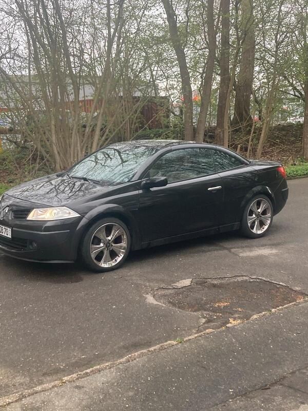 Schwarz Gebraucht 2009 Renault Mégane Cabriolet Cabrio | 3.200 € (Fairer Preis) - Bild 1/4