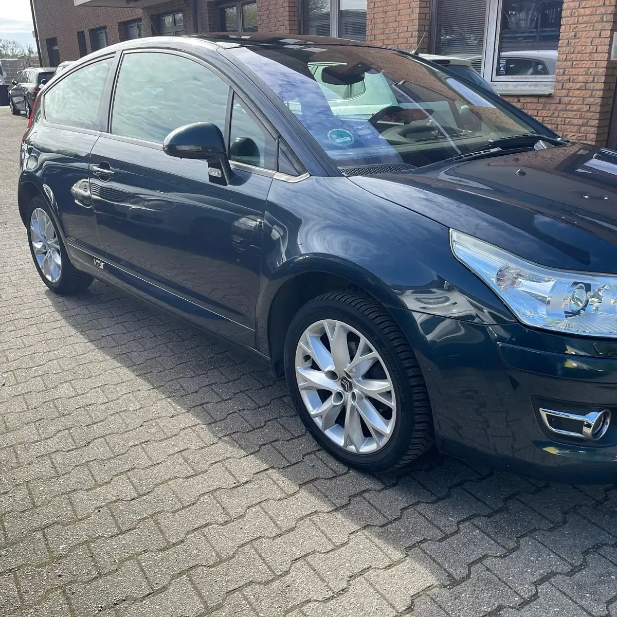 Używany Citroën C4 150 KM (110 kW) 2009 Niebieski Coupe