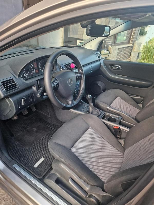 Gebraucht Mercedes A170 116 PS (85 kW) 2008 Grau Van / Kleinbus