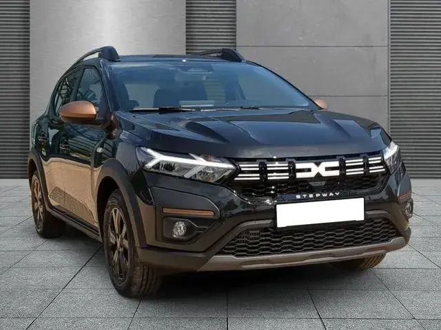 Perlmuttschwarz Neu 2025 Dacia Sandero Extreme Kleinwagen | 22.190 € (Etwas zu teuer) - Bild 1/2