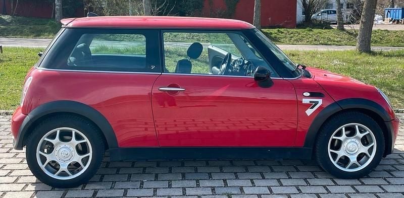 Second-hand Mini Cooper Seven 90 CP (66 kW) 2006 Roșu Hatchback