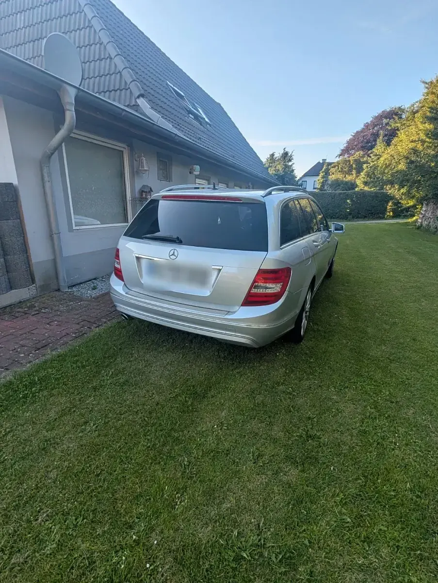 Gebraucht Mercedes 250 204 PS (150 kW) 2013 Silber Kombi