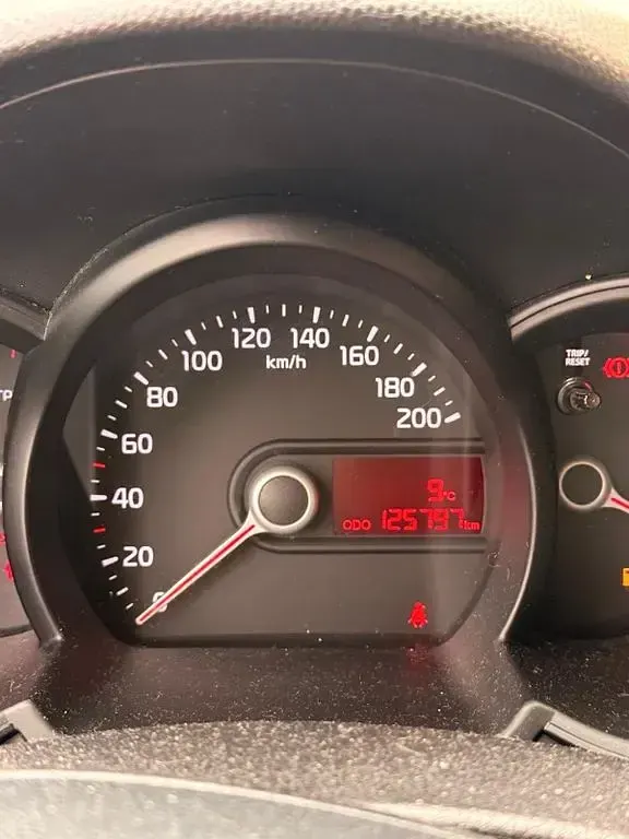 Gebraucht Kia Picanto Spirit 86 PS (63 kW) 2013 Schwarz Kleinwagen