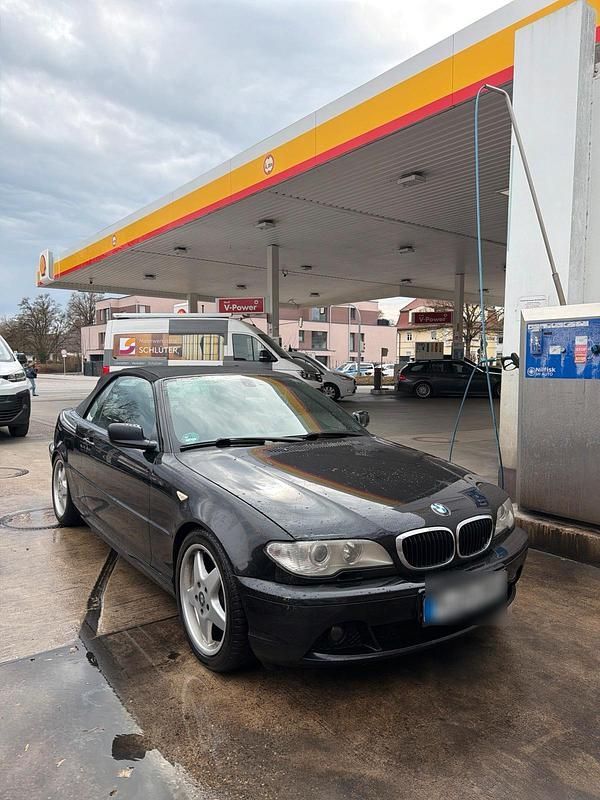 Gebraucht BMW 320 Cabriolet 150 PS (110 kW) 2006 Schwarz Cabrio