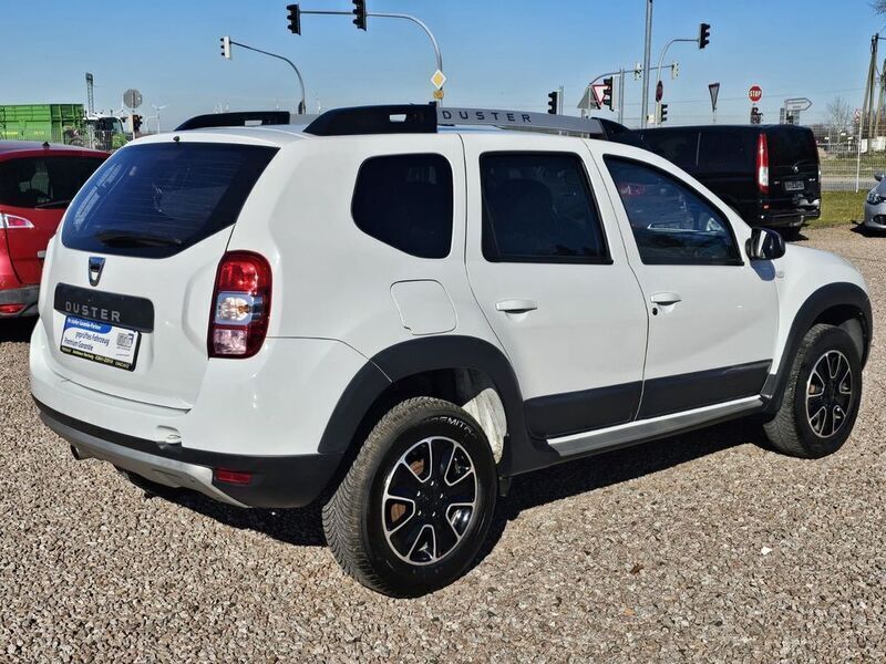 Gebraucht Dacia Duster Urban Explorer 125 PS (91 kW) 2016 Weiß SUV