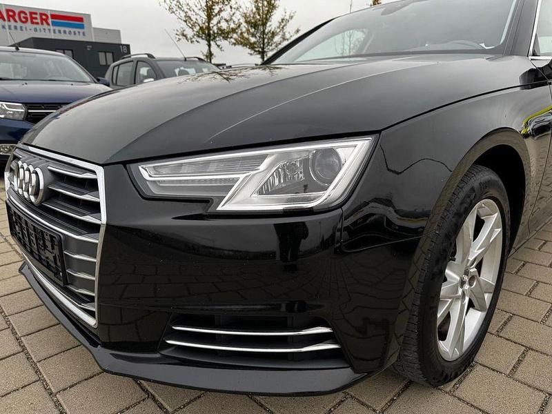 Schwarz Gebraucht 2016 Audi A4 Sport Kombi | 10.500 € (Guter Preis) - Bild 1/4