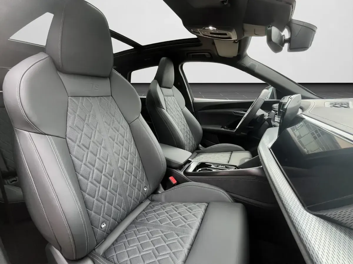 Gebraucht Audi SQ5 Advanced 367 PS (269 kW) 2026 Daytonagrau perleffekt (metallic) SUV