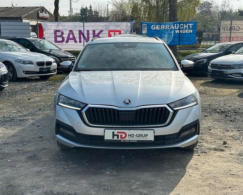Second-hand Skoda Octavia Ambition 150 CP (110 kW) 2020 Argintiu Break