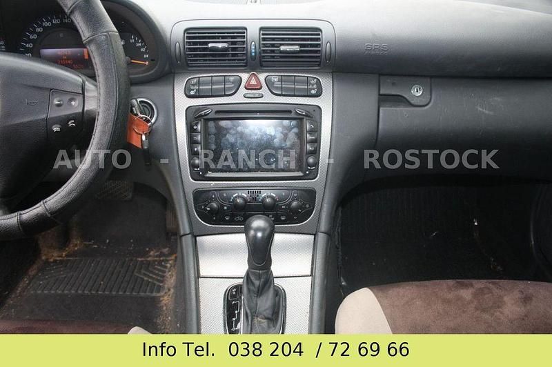 Blau Gebraucht 2001 Mercedes C200 Coupé | 950 € (Superpreis) - Bild 1/4