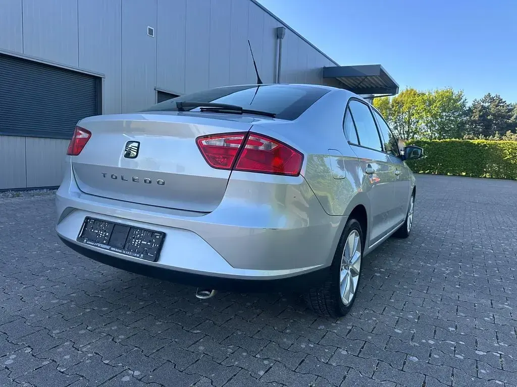 Gebraucht Seat Toledo Style 86 PS (63 kW) 2014 Silber Kleinwagen