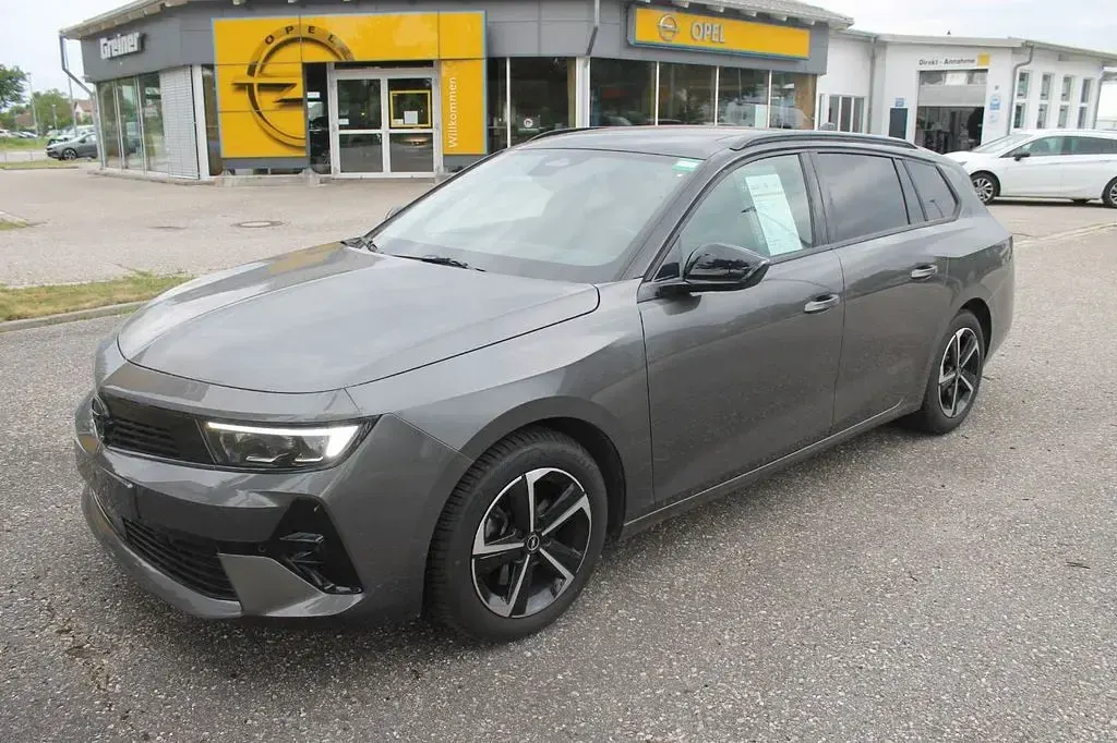 Gebraucht Opel Astra 131 PS (96 kW) 2025 Grau Kleinwagen