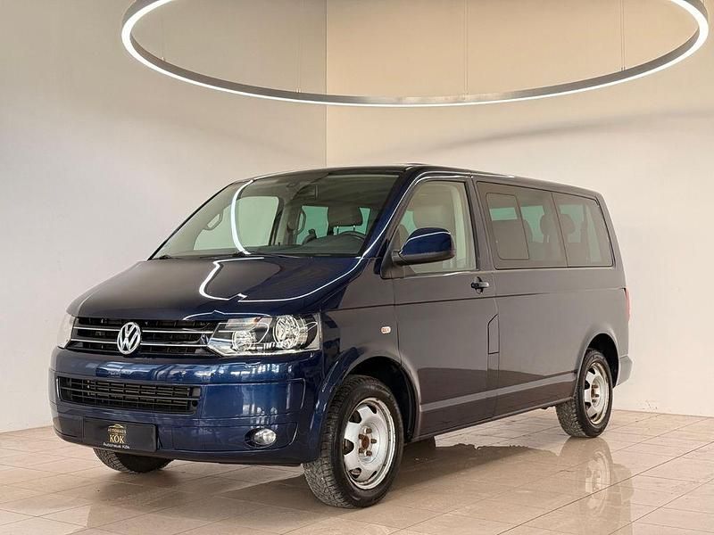 Gebraucht VW Caravelle 179 PS (131 kW) 2010 Blau Van