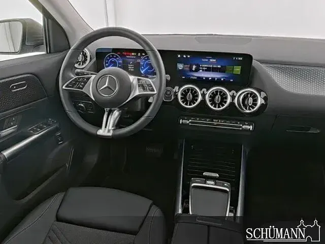 Gebraucht Mercedes EQA250 139 kW (190 PS) 2025 SUV