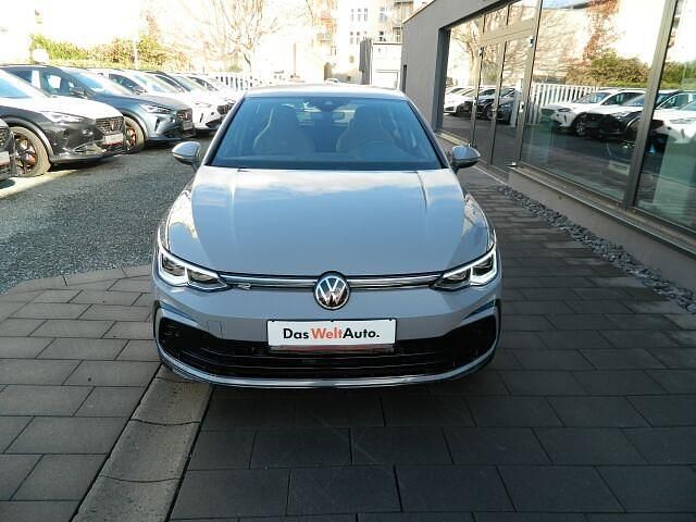Gebraucht VW Golf VII R-line 140 PS (102 kW) 2021 Andere farbe Kleinwagen