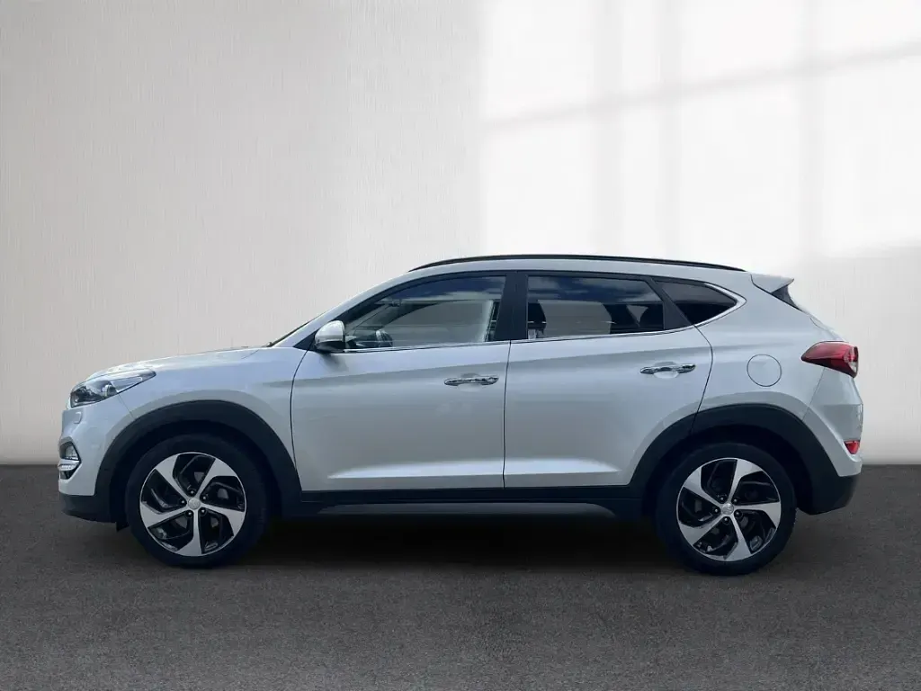Gebraucht Hyundai Tucson Premium 185 PS (136 kW) 2016 Mic (silber SUV
