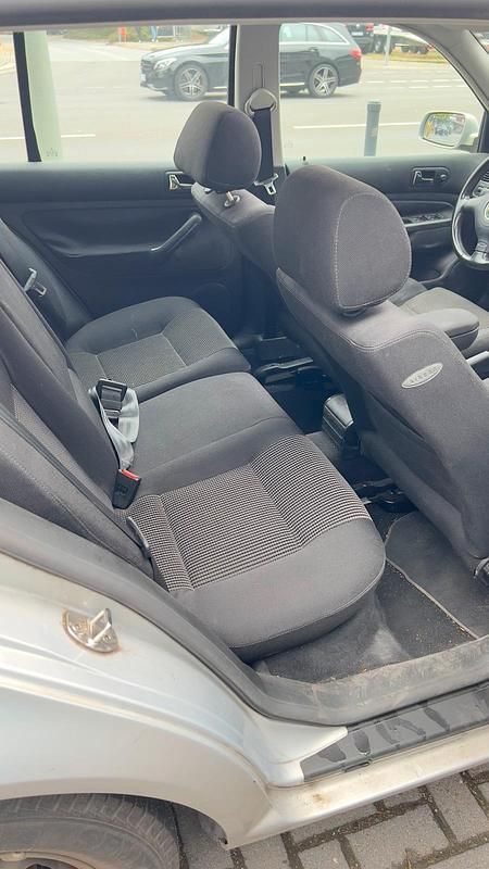 Gebraucht VW Golf IV 101 PS (74 kW) 1999 Grau Kleinwagen