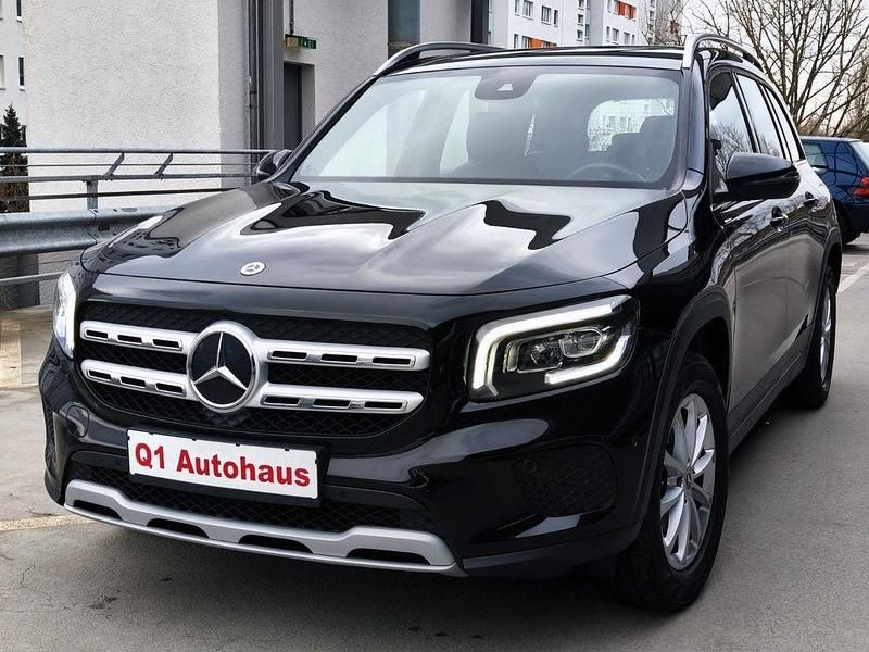 Schwarz Gebraucht 2022 Mercedes GLB180 SUV | 25.450 € (Fairer Preis) - Bild 1/4
