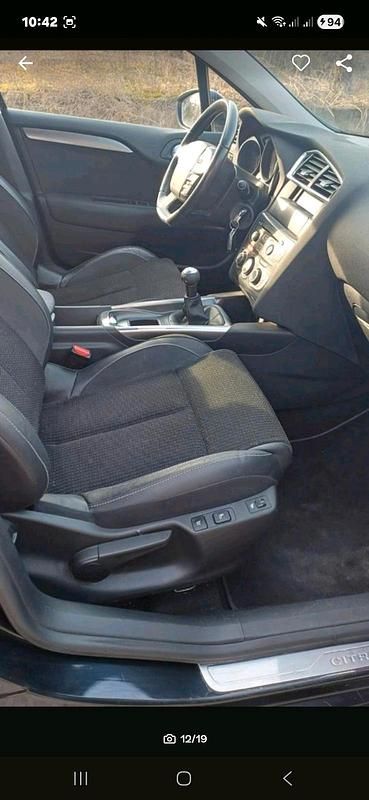 Gebraucht Citroën C4 120 PS (88 kW) 2012 Blau Limousine