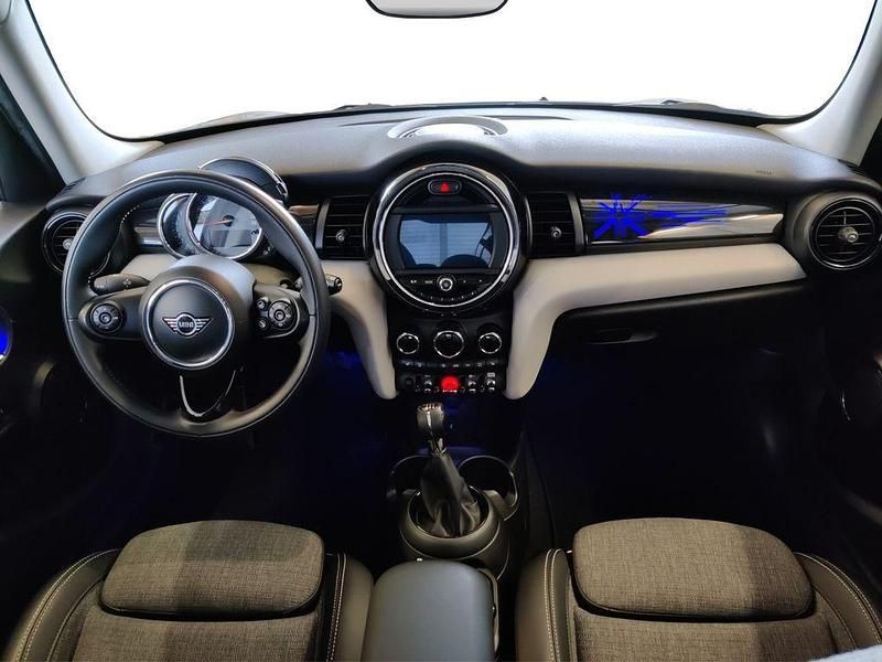 Gebraucht Mini Cooper Chili 136 PS (100 kW) 2019 Grau Kleinwagen