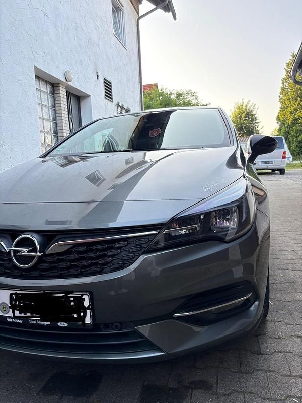 Gebraucht Opel Astra 130 PS (95 kW) 2021 Grau Limousine
