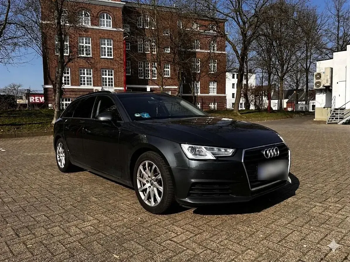Używany Audi A4 190 KM (139 kW) 2017 Szary Kombi
