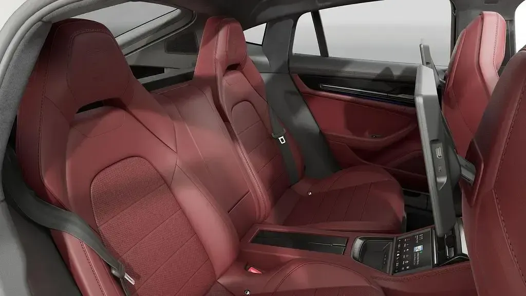Neu Porsche Panamera GTS 500 PS (367 kW) 2025 Grau Kleinwagen