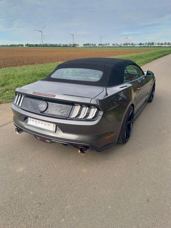 Gebraucht Ford Mustang GT 421 PS (309 kW) 2017 Grau Cabrio