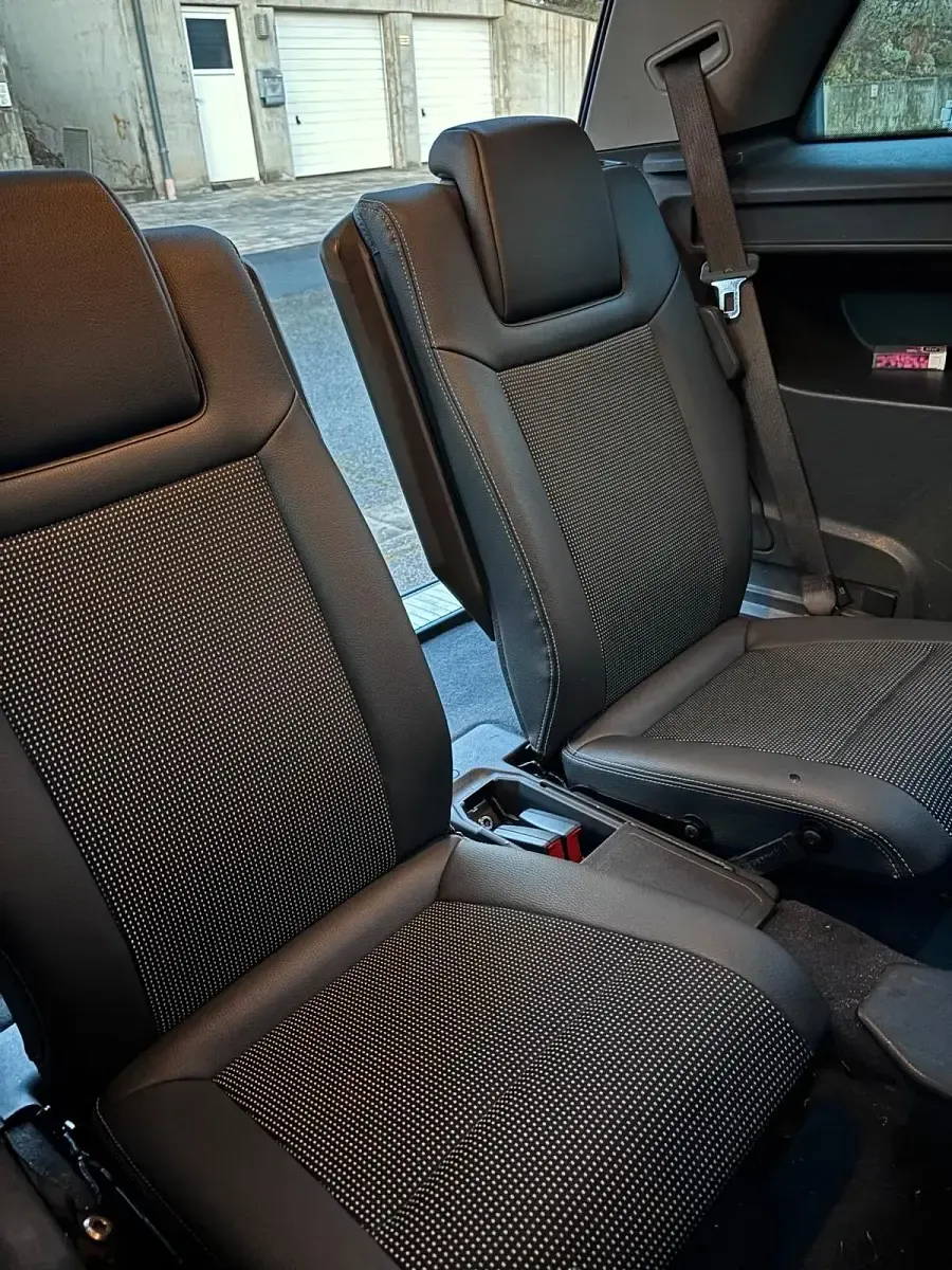 Gebraucht Opel Zafira 110 PS (80 kW) 2009 Silber Van / Kleinbus