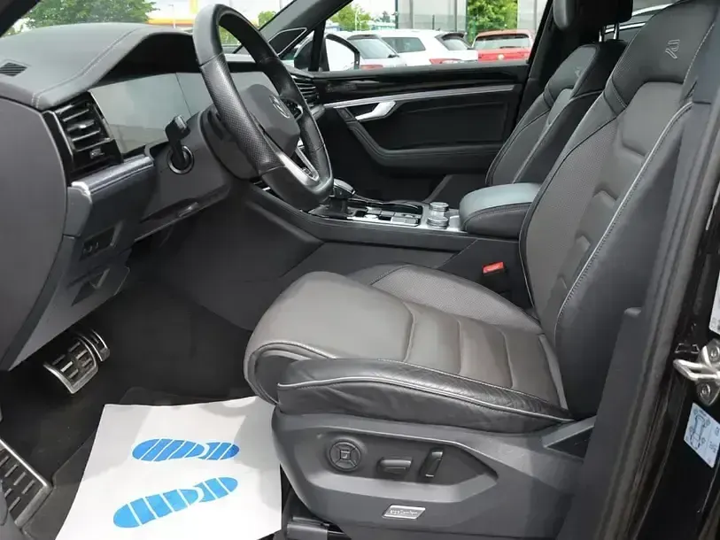 Gebraucht VW Touareg R-line 286 PS (210 kW) 2023 Braun SUV