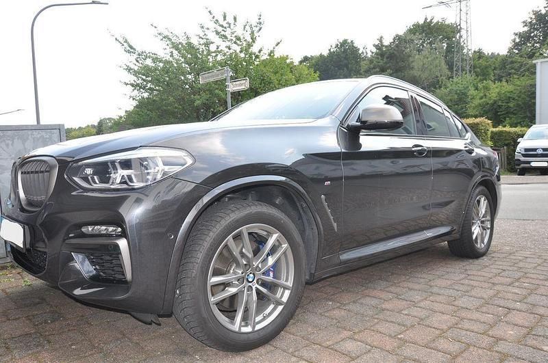 Grau Gebraucht 2021 BMW X4 Performance SUV | 49.450 € (Guter Preis) - Bild 1/4