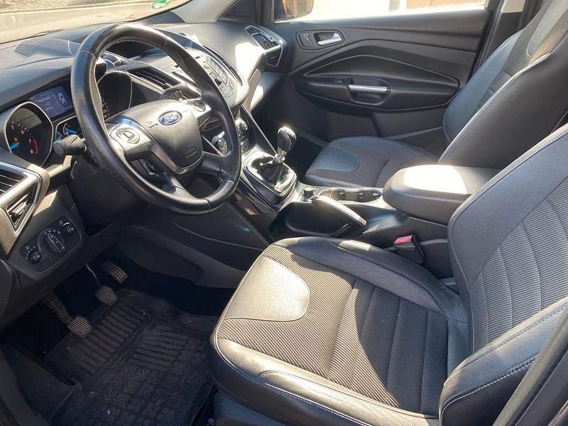 Gebraucht Ford Kuga Titanium 150 PS (110 kW) 2013 Grau SUV