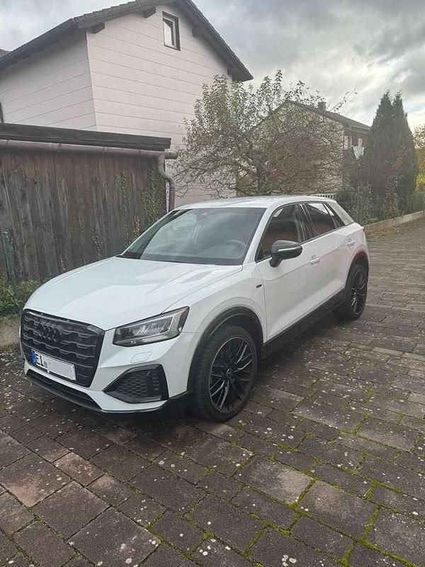 Weiß Gebraucht 2022 Audi Q2 Advanced SUV | 25.200 € (Fairer Preis) - Bild 1/4