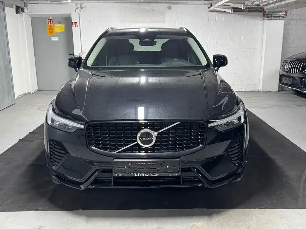 Usata Volvo XC60 Plus 197 CV (144 kW) 2022 Nero SUV
