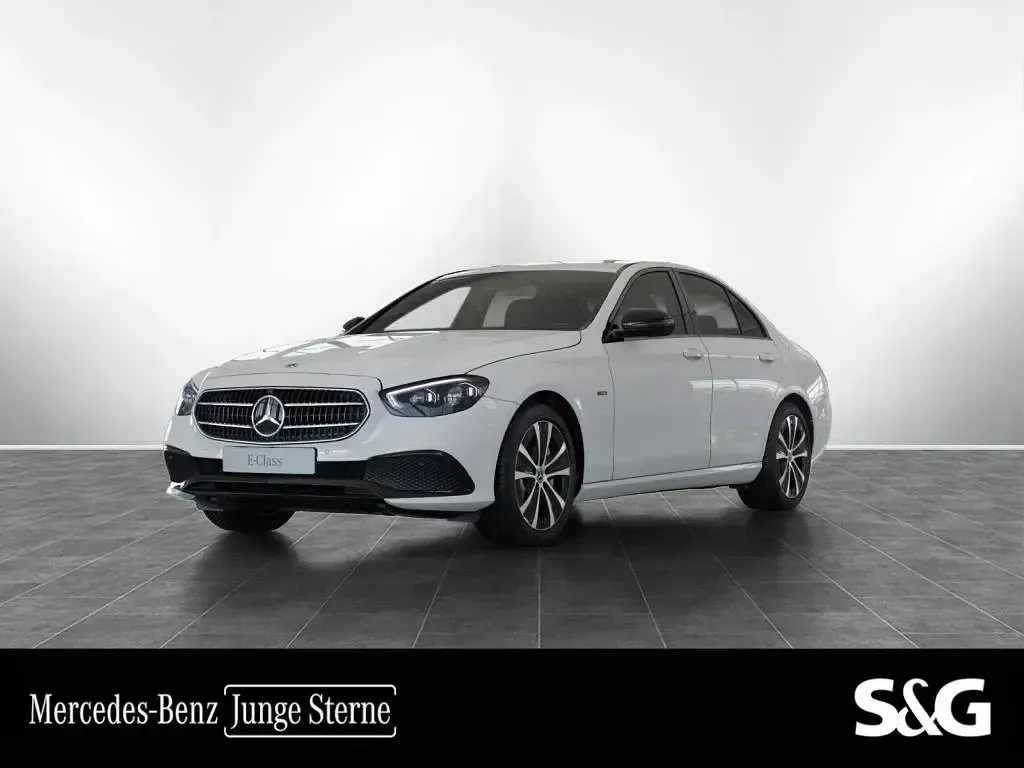 Gebraucht Mercedes E300 Avantgarde 194 PS (142 kW) 2021 Limousine
