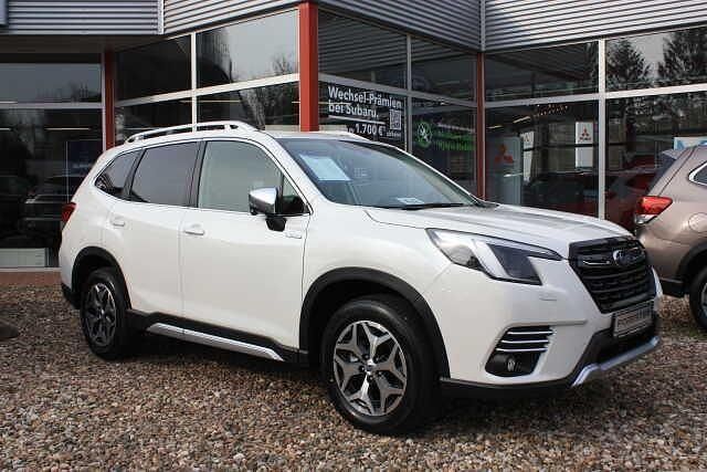 Gebraucht Subaru Forester Comfort 150 PS (110 kW) 2023 Weiß SUV