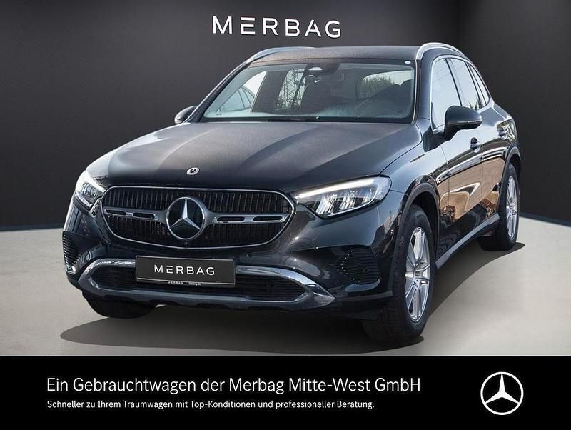 Lack graphitgrau Gebraucht 2024 Mercedes GLC200 Avantgarde SUV | 49.450 € (Guter Preis) - Bild 1/4
