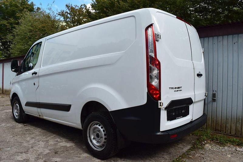 Gebraucht Ford Transit Custom 105 PS (77 kW) 2020 Weiß Van / Kleinbus