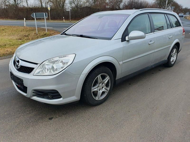 Silber Gebraucht 2007 Opel Vectra Edition+ Kombi | 2.350 € (Fairer Preis) - Bild 1/4