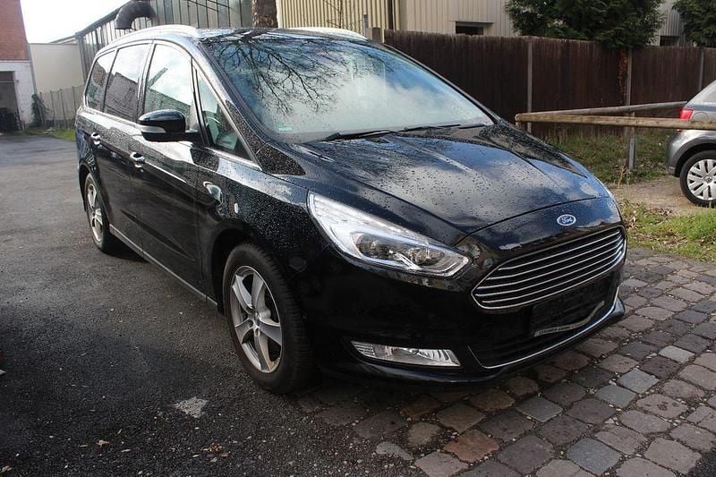 Gebraucht Ford Galaxy Titanium 150 PS (110 kW) 2016 Schwarz Van / Kleinbus