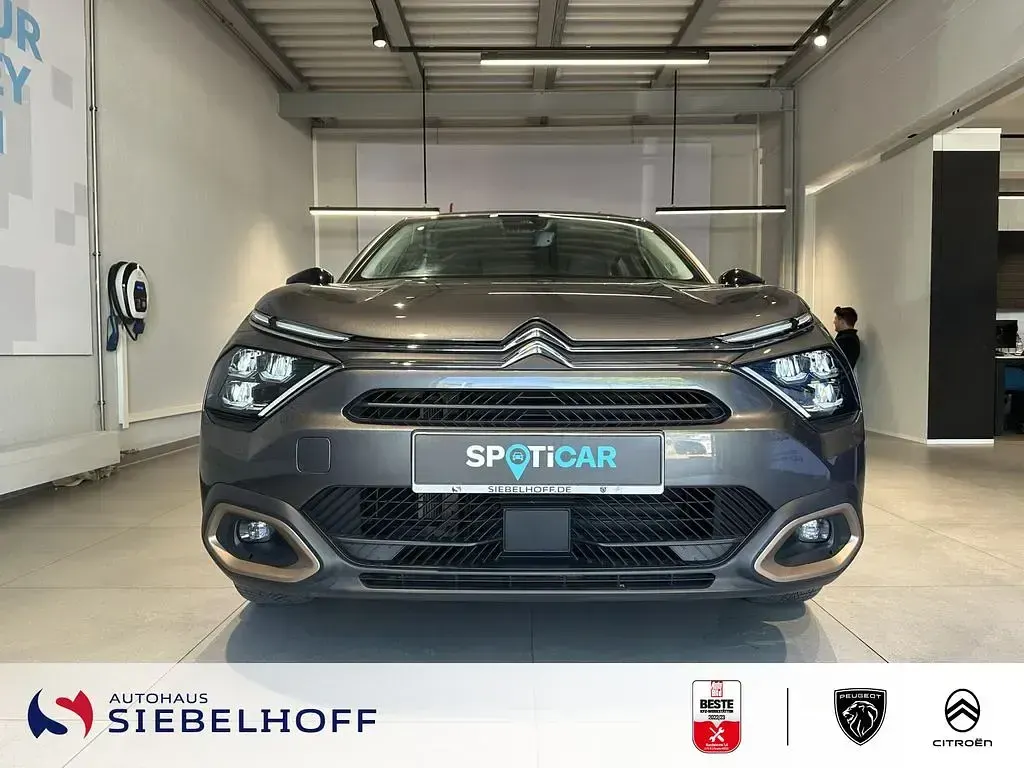 Gebraucht Citroën e-C4 100 kW (136 PS) 2023 Grau Limousine
