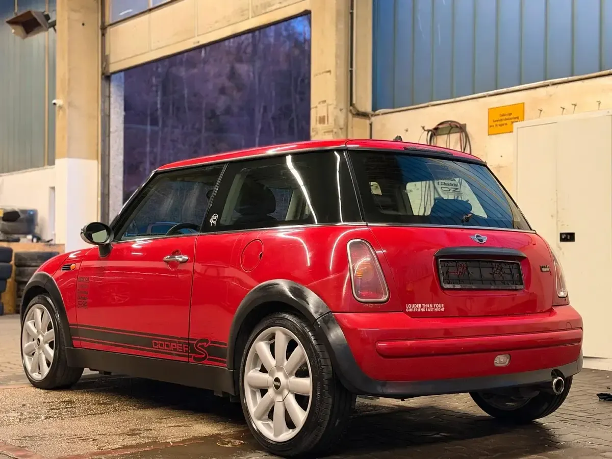 Usata Mini Cooper 116 CV (85 kW) 2003 Rosso Utilitaria