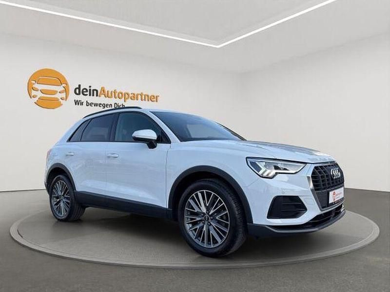 Gebraucht Audi Q3 S-Line 150 PS (110 kW) 2022 Gletscherweiß SUV
