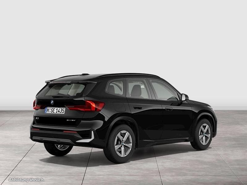 Nowe BMW X1 150 KM (110 kW) 2026 Czarny SUV
