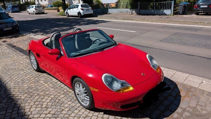 Rot Gebraucht 2001 Porsche Boxster Cabrio | 21.900 € (Teuer) - Bild 1/4