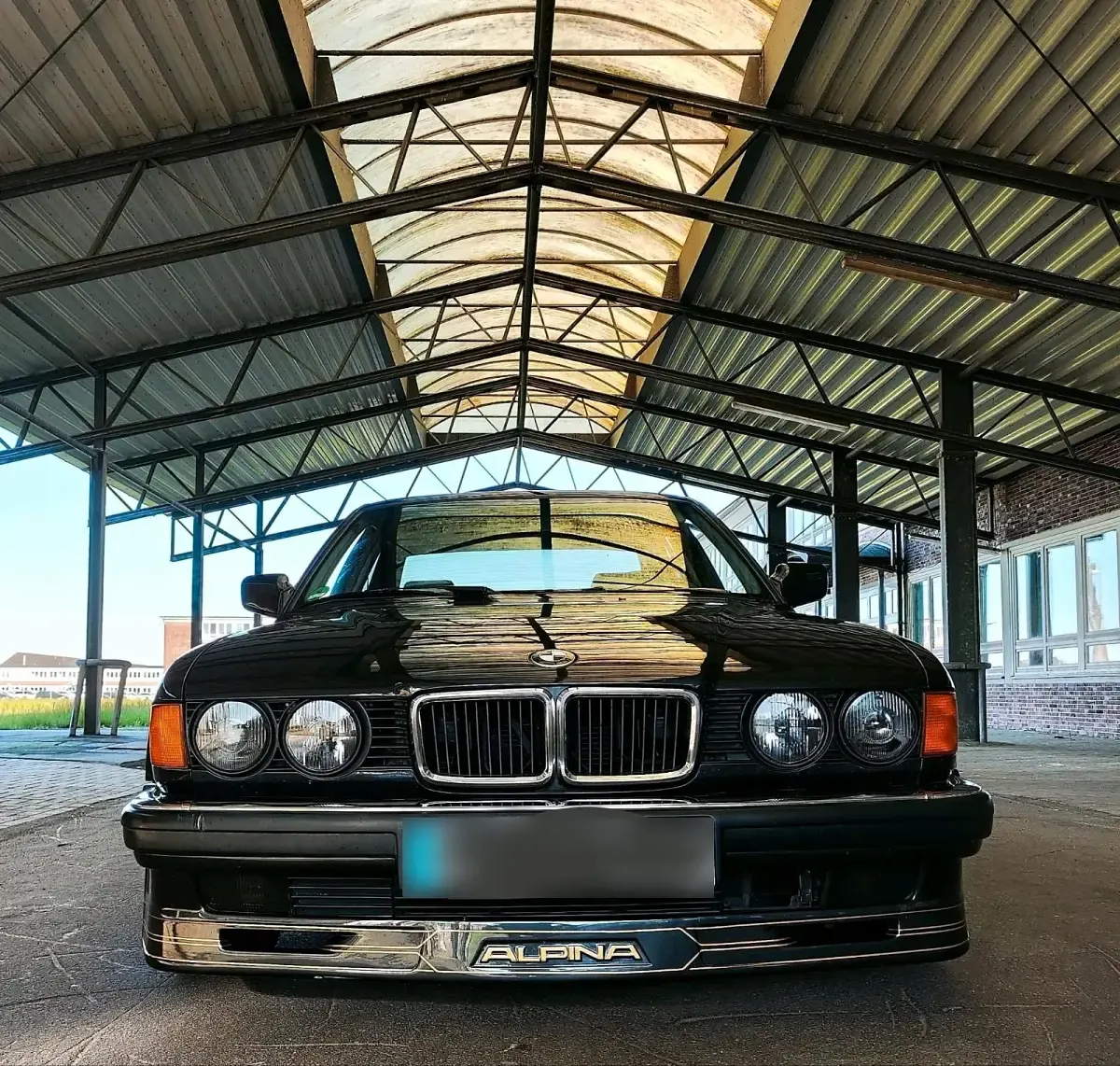 Gebraucht BMW 730 Sport Line 218 PS (160 kW) 1992 Schwarz Limousine
