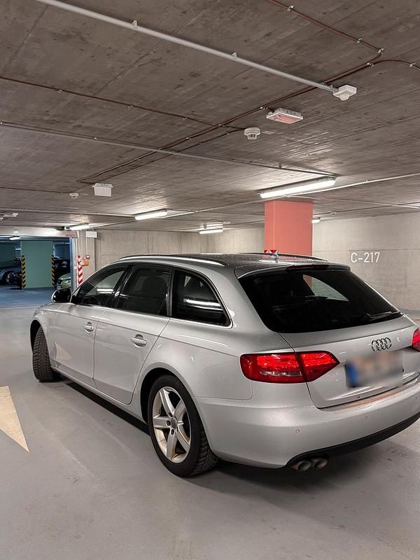 Gebraucht Audi A4 S-Line 170 PS (125 kW) 2009 Grau Kombi